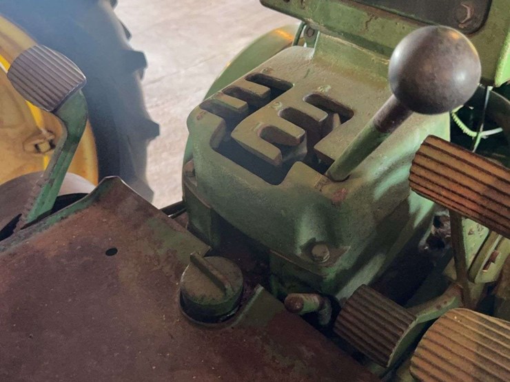 john-deere-530-image-45