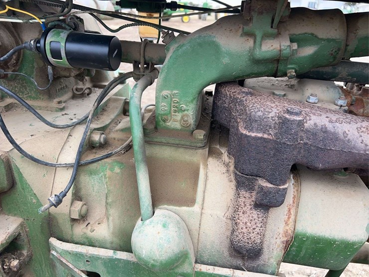 john-deere-70-image-22