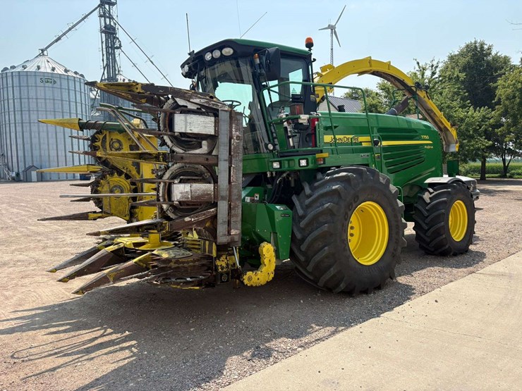2012-john-deere-7750-image-3