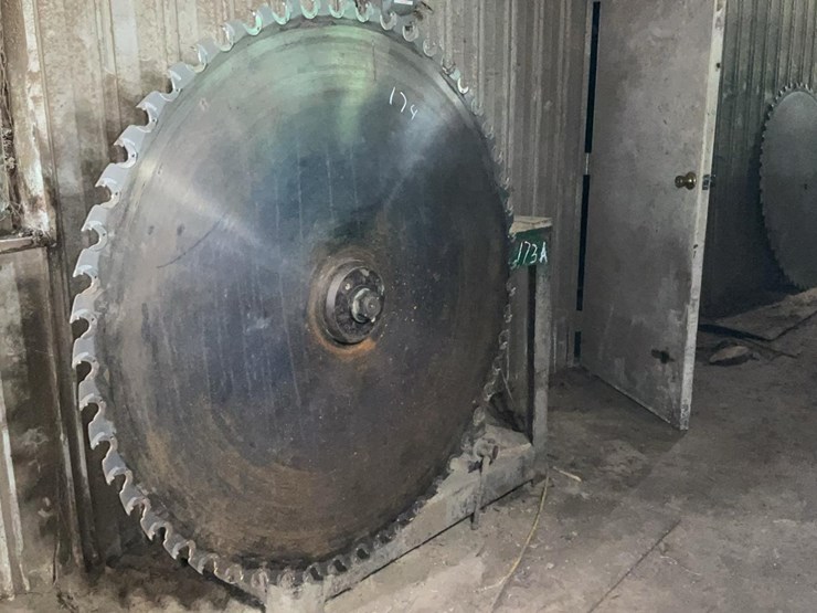 #174-•-56”-circular-saw-blade-image-2
