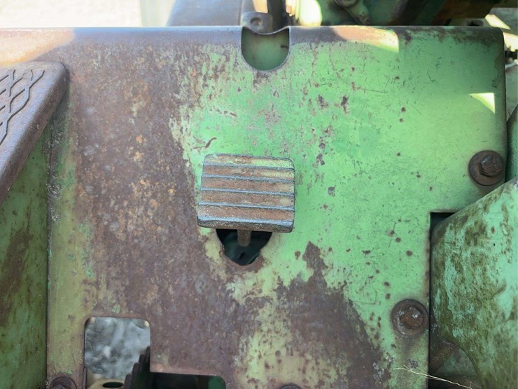 john-deere-720-image-75