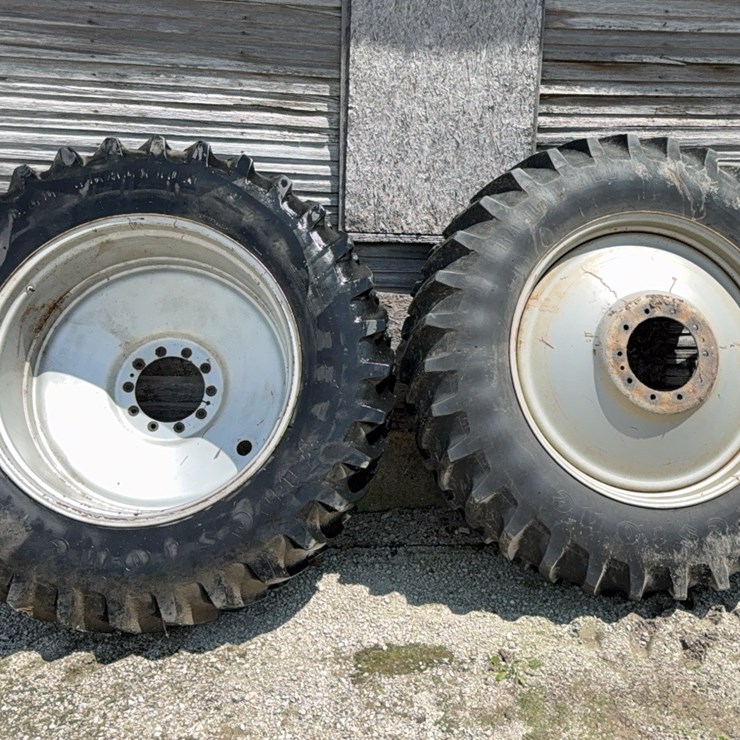 Firestone 20.8R42 hub duals