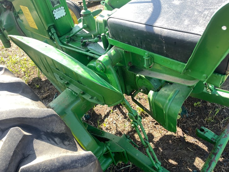 john-deere-m-image-8