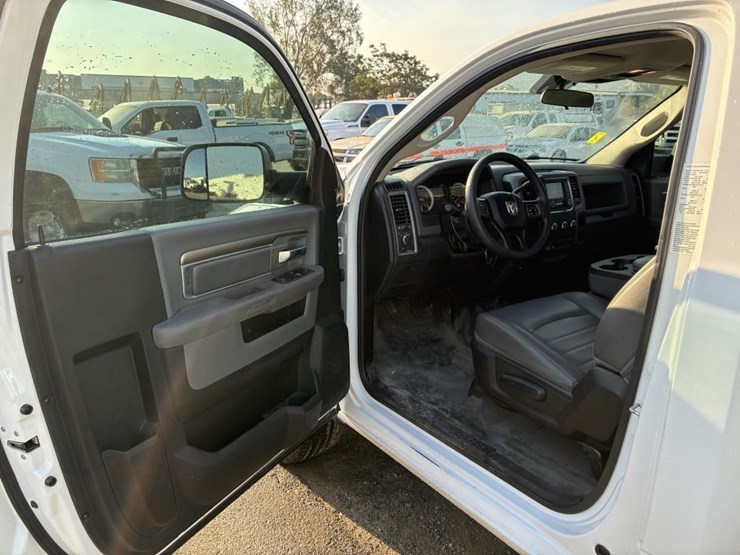 2018-dodge-ram-2500-image-12