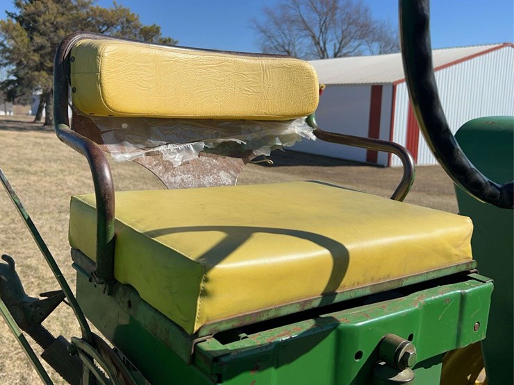 john-deere-720-image-32