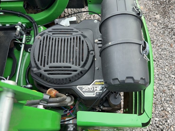 2018-john-deere-z915e-image-12