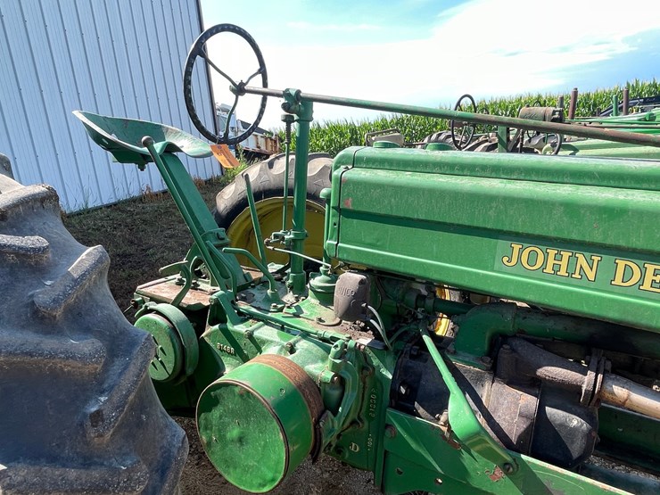 john-deere-b-image-16