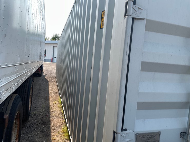 #2403-•-40'-hq-storage-container-image-9