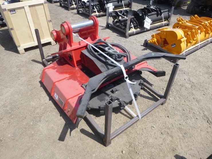 caterpillar-320-image-2