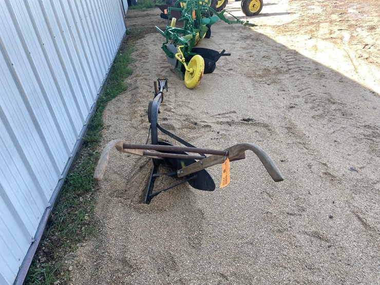#4687-•-walk-behind-single-bottom-plow-image-4