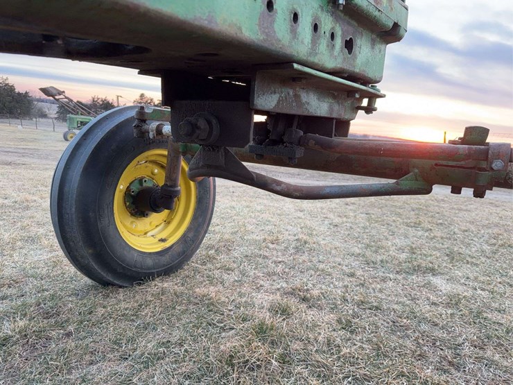 john-deere-620-image-63