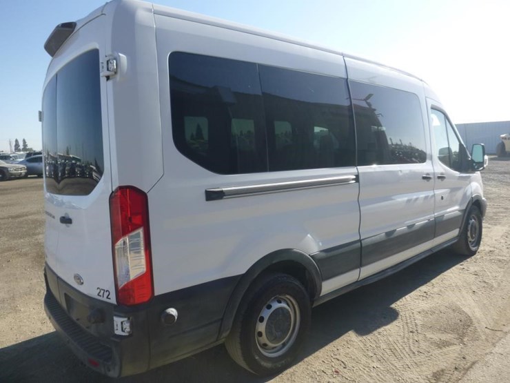 2019-ford-transit-image-3