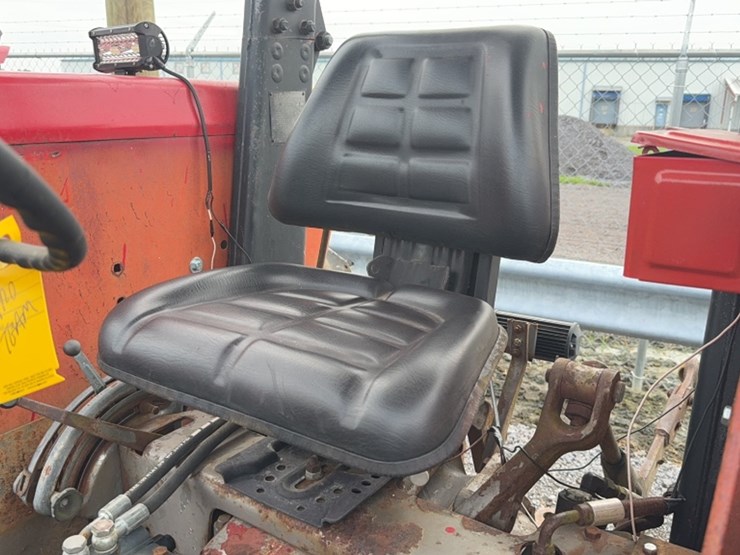 massey-ferguson-265-image-15