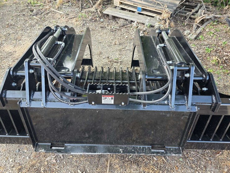 rock-solid-xhd-series-84”-heavy-duty-rock-bucket,-weights-1,700lbs,-made-from-½”-ar500-steel,-made-f-image-11