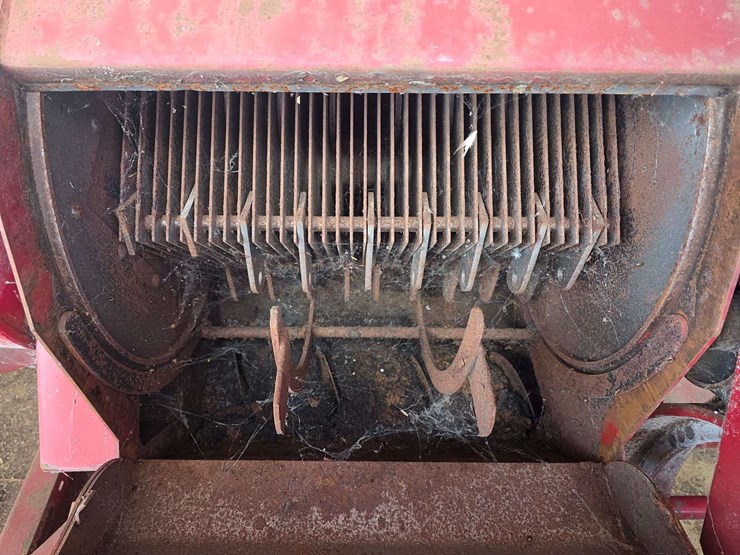 new-holland-357-image-20