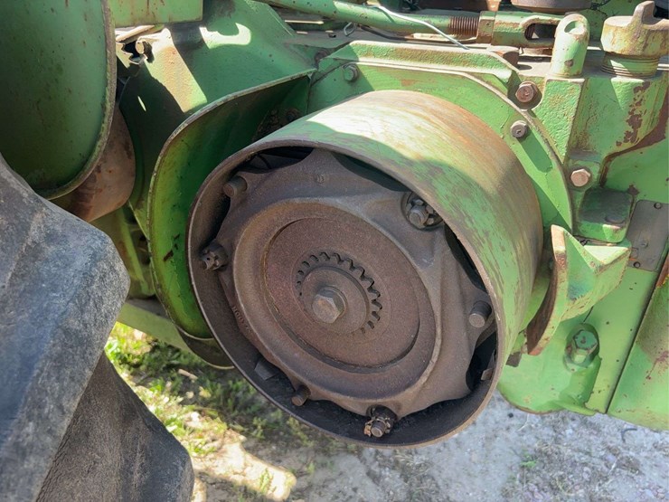 john-deere-720-image-45