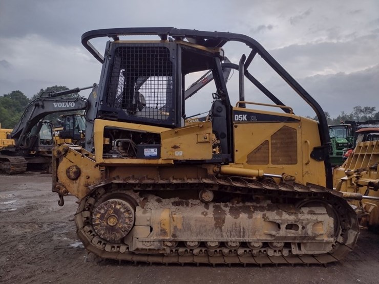 caterpillar-d5k-xl-image-26