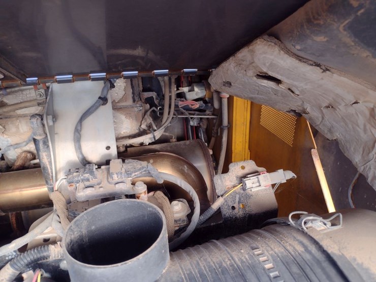 deere-333g-image-30