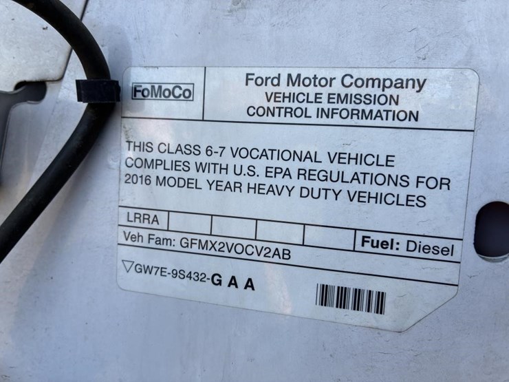 2016-ford-f650-xlt-image-13