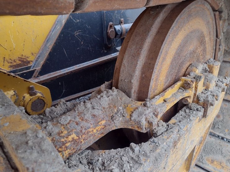 deere-550k-lgp-image-28