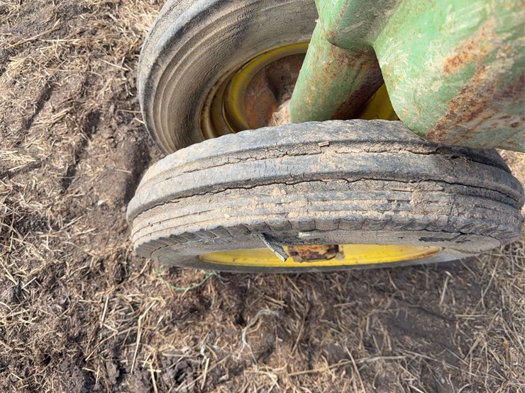 john-deere-a-image-10