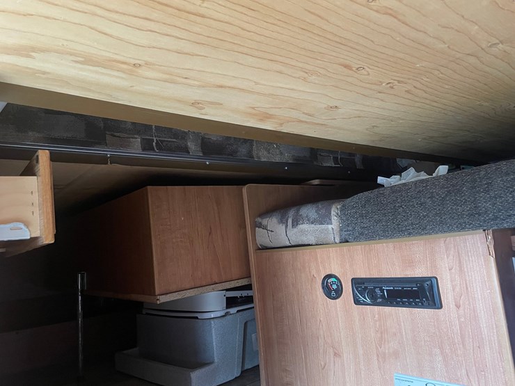 #4495-•-2008-rockwood-freedom-1940-pop-up-camper-(has-wi-title)-image-17