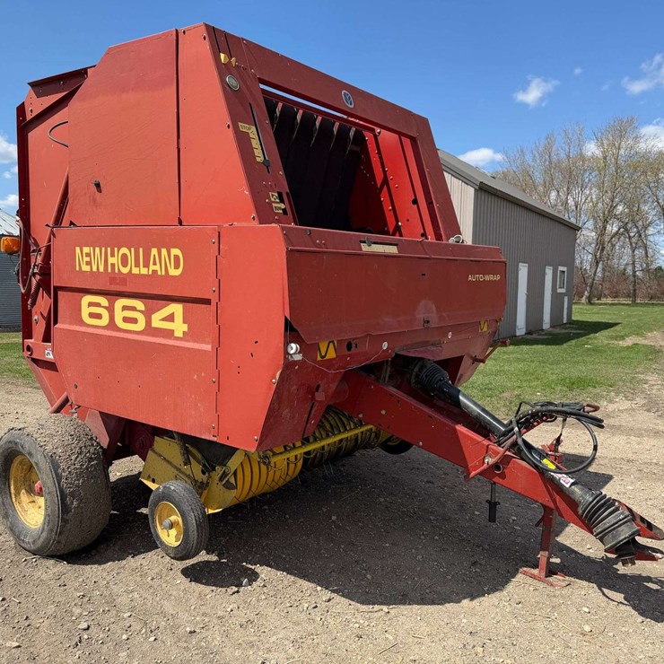 NEW HOLLAND 664