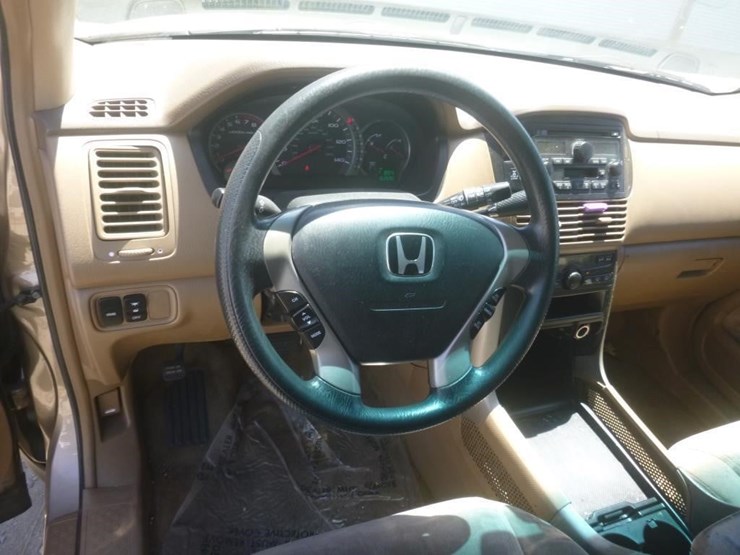 2004-honda-pilot-image-10