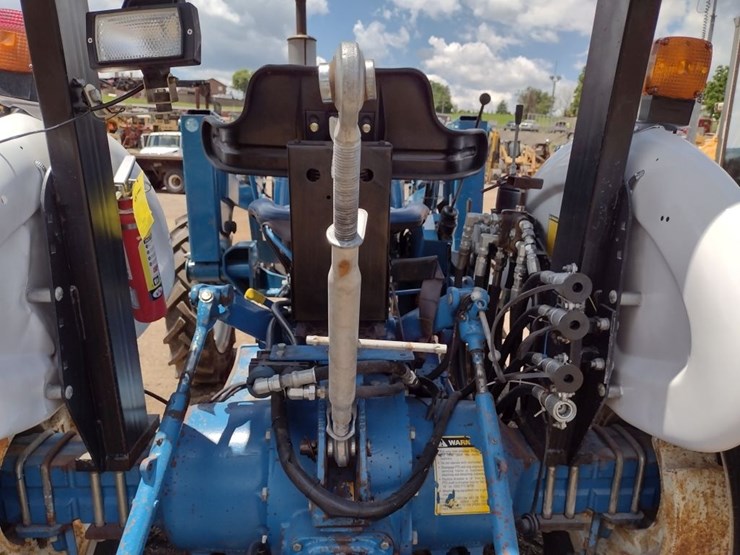 ford-3930-image-21