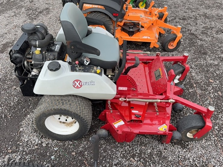 #3093-•-exmark-lazer-z-zero-turn-mower-image-7