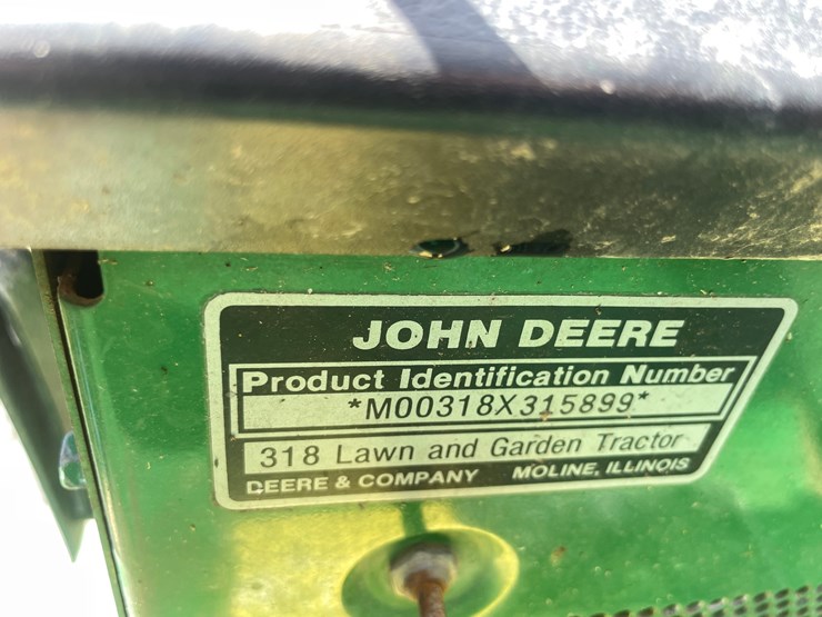 john-deere-318-image-12