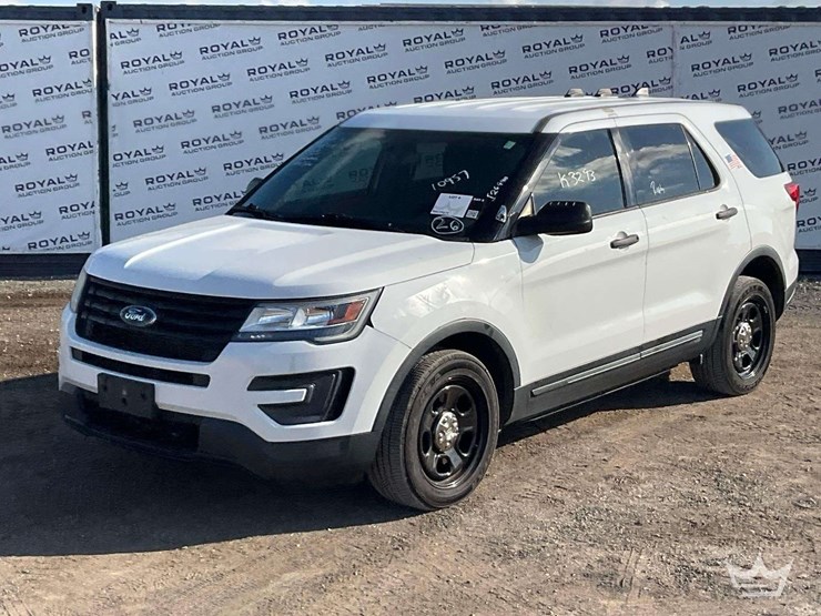 2019-ford-explorer-image-1