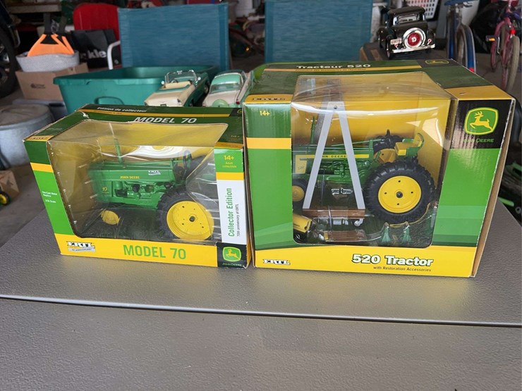 john-deere-16-image-1