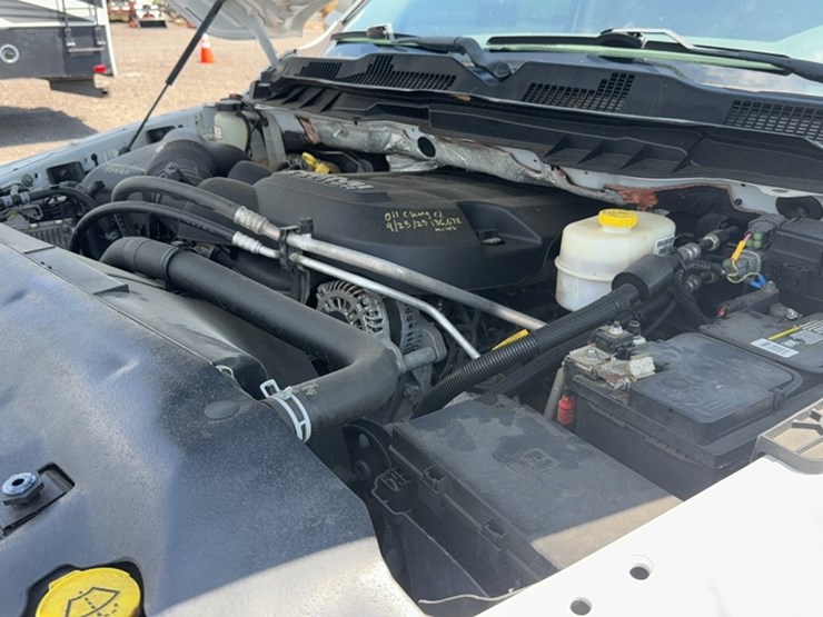 2018-dodge-2500-image-24