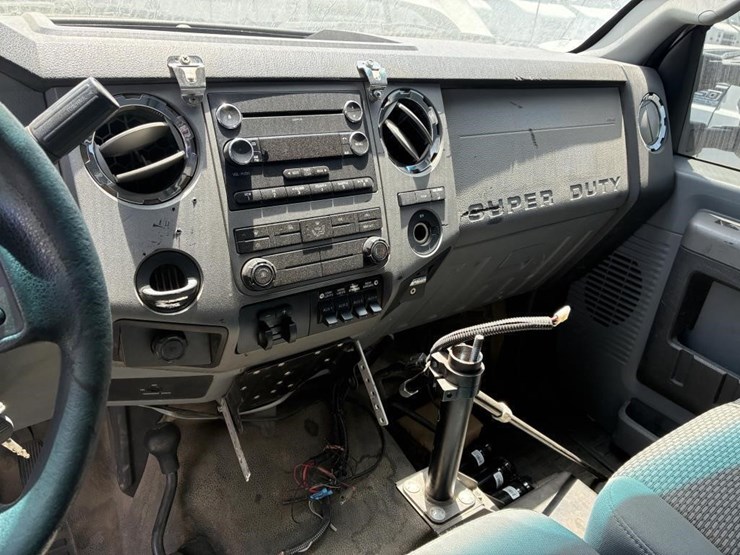 2012-ford-f450-image-19