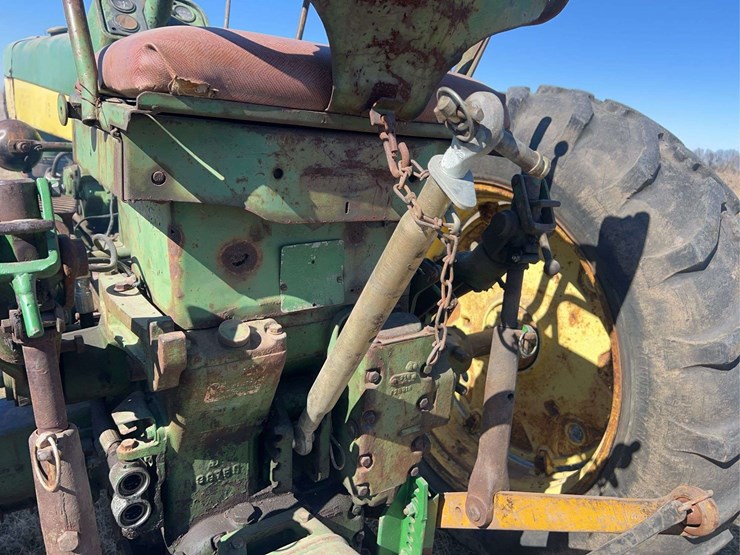 john-deere-530-image-43