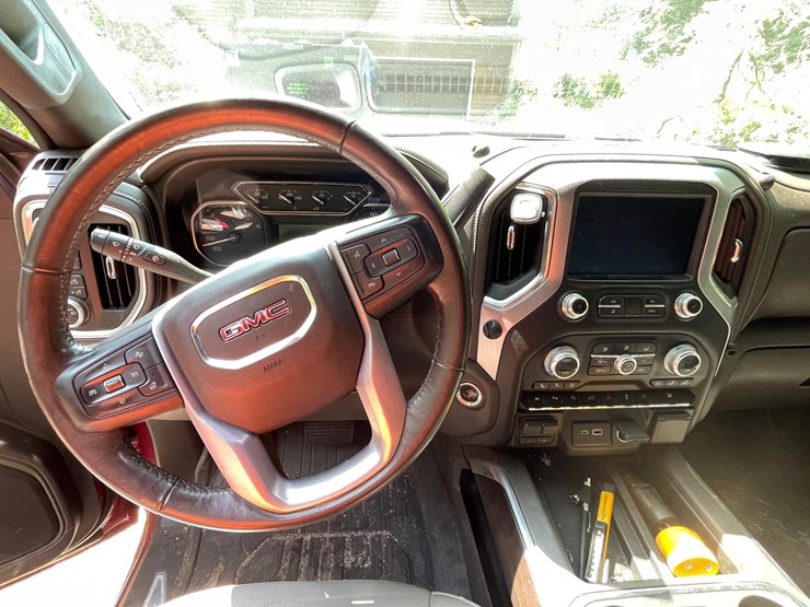#7000-•-2020-gmc-sierra-pickup-truck-(has-az-title-in-delay)-image-32