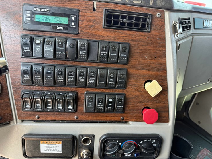 2012-western-star-4900-image-29