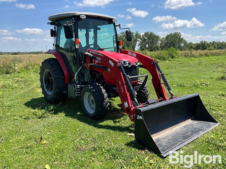 2016-massey-ferguson-1736-image-3