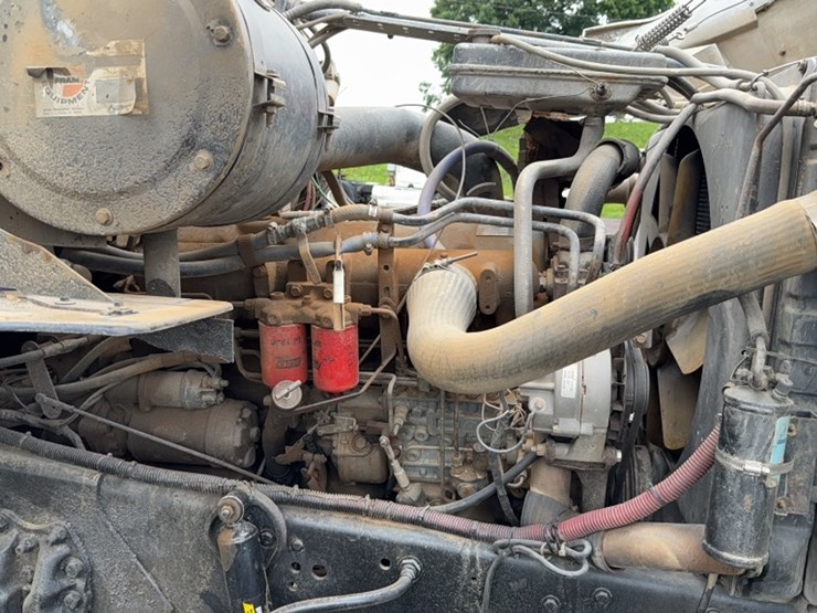 1989-ford-l8000-image-21
