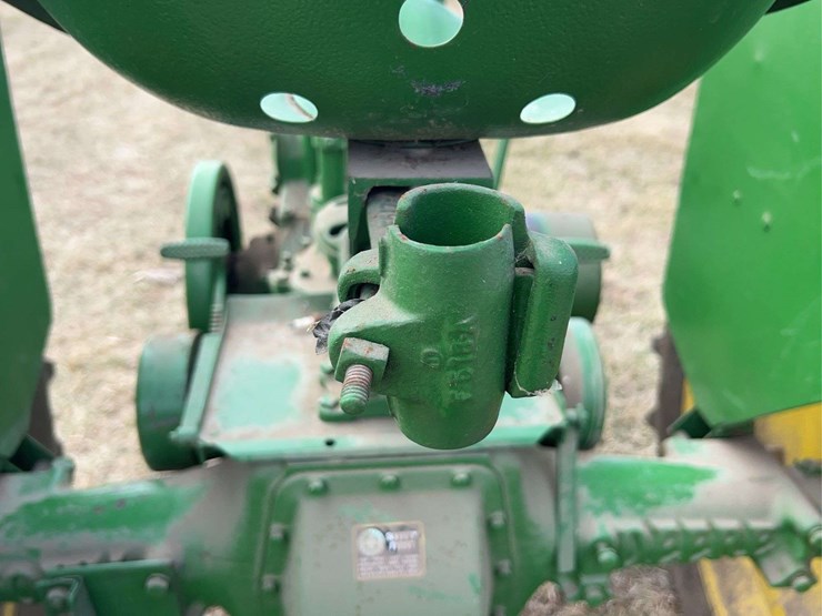 john-deere-model-b-image-36