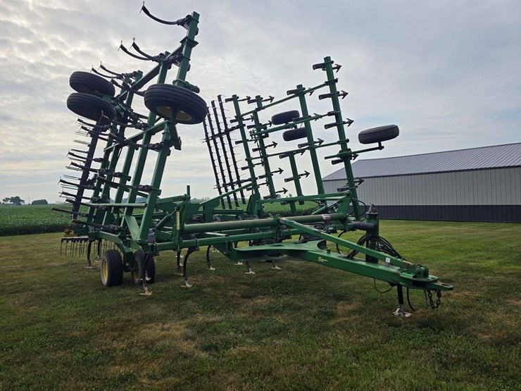 john-deere-2210-image-56