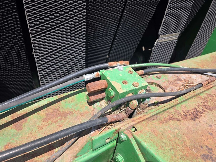 1997-john-deere-556-image-41