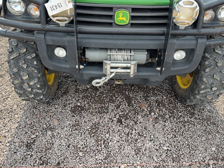 john-deere-gator-image-4