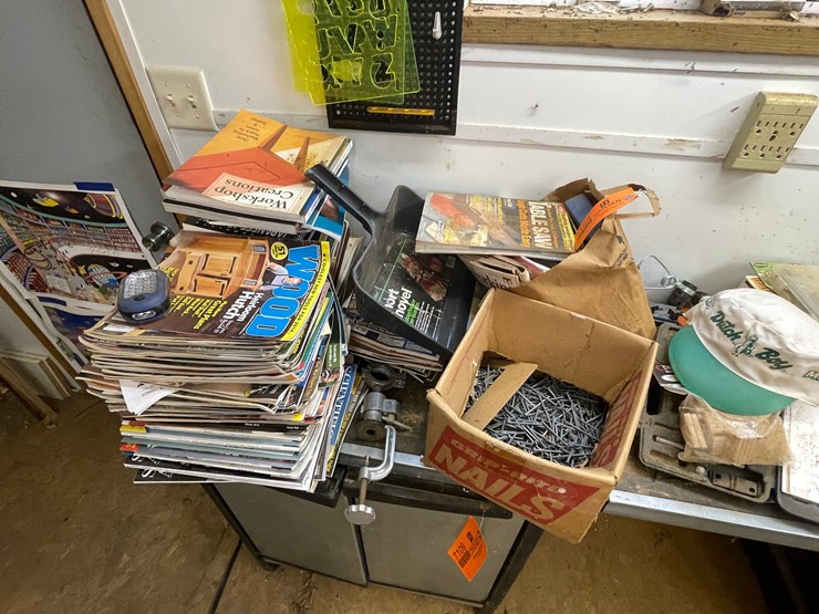 #7108-•-contents-of-countertop-image-6