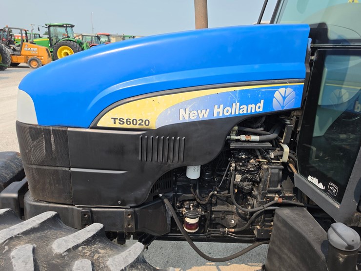 2010-new-holland-ts6020-image-4