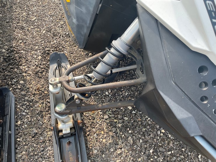 #2383-•-2009-skidoo-renegade-600ho-etec-snowmobile-image-11