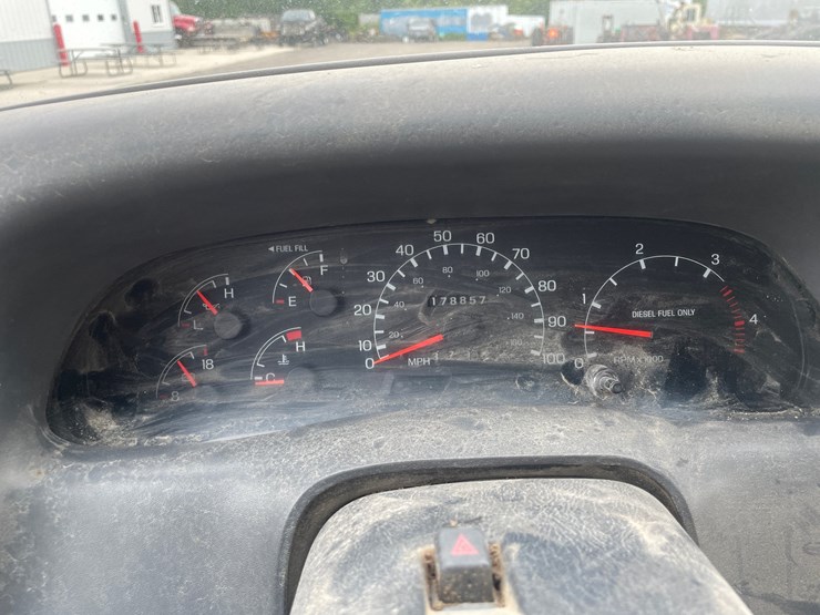 2000-ford-f350-image-29
