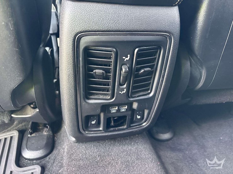 2014-jeep-grand-cherokee-image-23