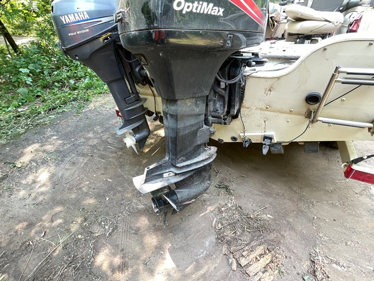 #7002-•-2004-crestliner-2050-sportfish-boat-&-trailer-(mn-title-in-delay)-image-36